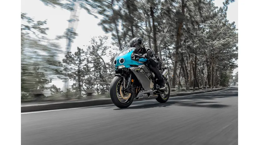 Мотоцикл CFMOTO 500SR VOOM фото 4 купити в Україні