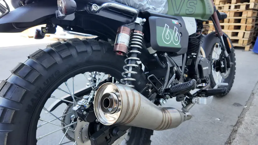 Мотоцикл FORTE FT-250F6 Scrambler (Чорно-зелений) фото 11 купити в Україні