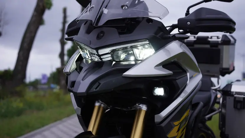 Мотоцикл VOGE DS525X Euro 5 (KE500) Dual Sport інжектор+ABS (+3 Кофра) Сірий фото 9 купити в Україні