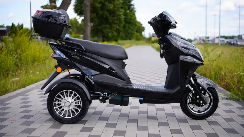 Електроскутер Atlas Falcon Trike Box 1500W Black фото 2 купити в Україні
