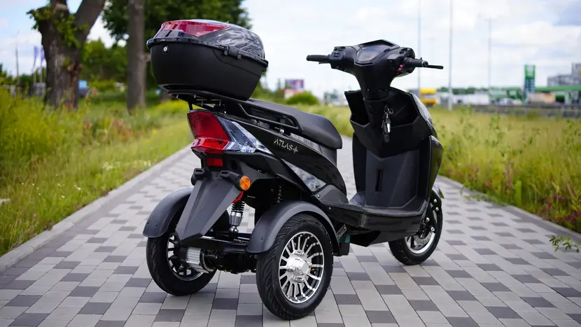 Електроскутер Atlas Falcon Trike Box 1500W Black фото 3 купити в Україні