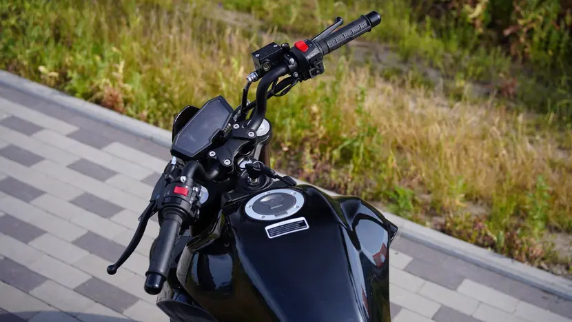 Мотоцикл LIFAN KPS 200 (LF200-10W) Серо-Черный, фото фото 11