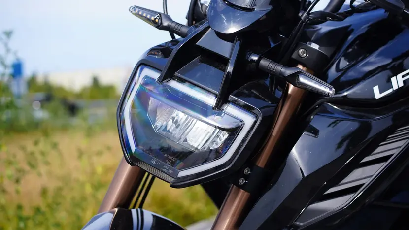 Мотоцикл LIFAN KPS 200 (LF200-10W) Серо-Черный, фото фото 8
