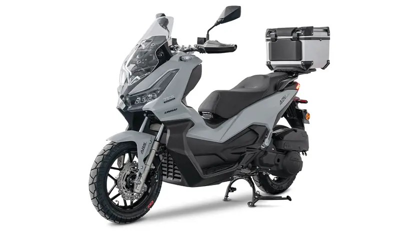 Скутер Linhai ADV Buck 125 фото 2 купити в Україні