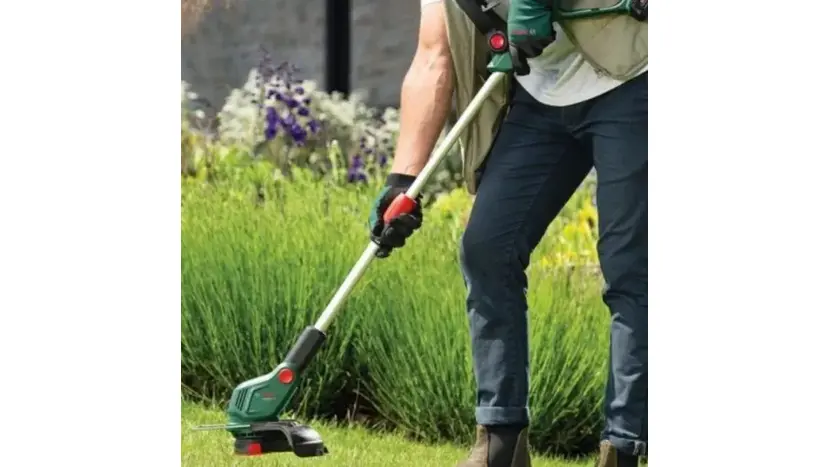 Тример акумуляторний Bosch UniversalGrassCut 18V-26-500 з АКБ та ЗП (0.600.8C1.F00) фото 6 купити в Україні