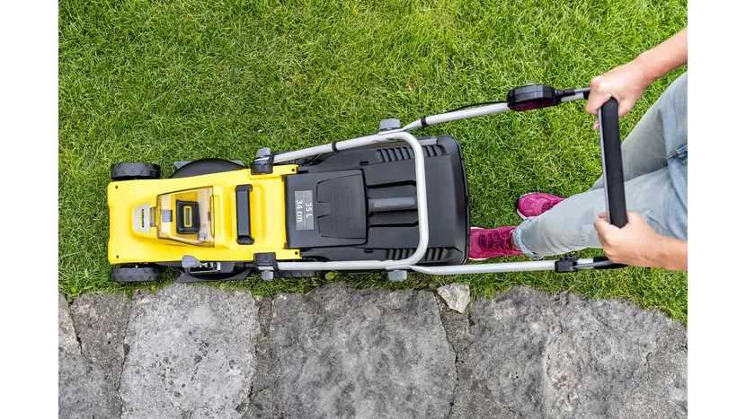Газонокосилка аккумуляторная Karcher LMO 3-18 Battery без АКБ и ЗП, фото фото 6