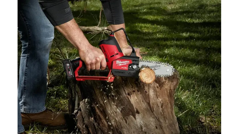 Электропила аккумуляторная Milwaukee M12 FHS-0 без АКБ и ЗП, фото фото 9