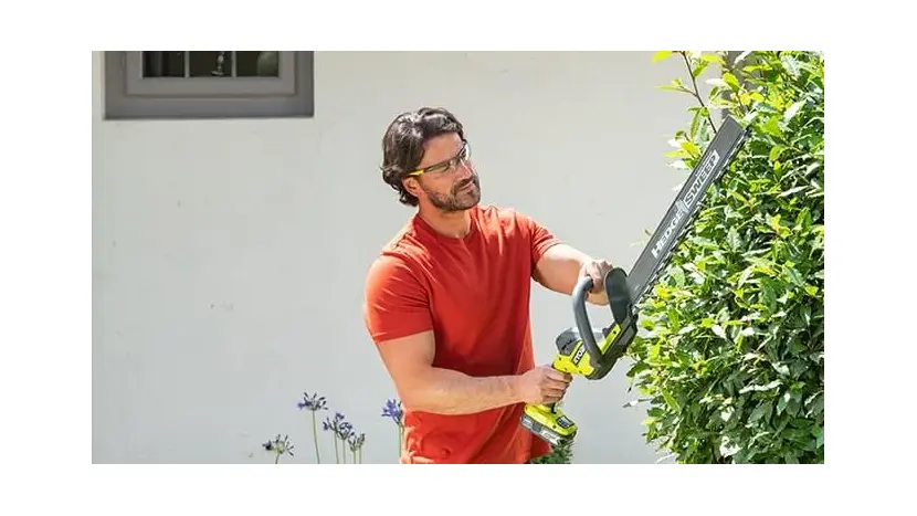 Кущоріз акумуляторний Ryobi ONE+ RY18HT45A-0 без АКБ та ЗП фото 4 купити в Україні
