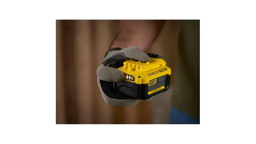 Акумуляторна батарея STANLEY FatMax SFMCB206 18V 6Ah фото 3 купити в Україні
