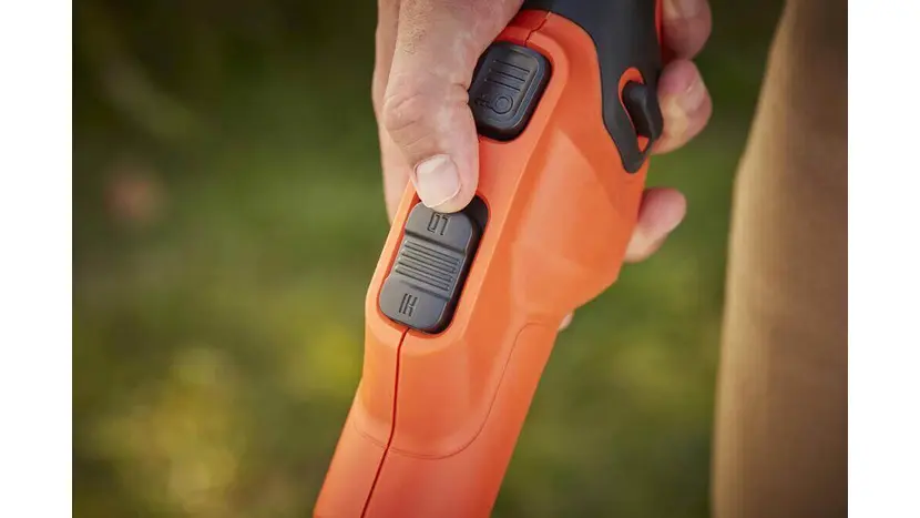 Тример акумуляторний безщітковий BLACK+DECKER BCSTE636L1 з АКБ та ЗП фото 4 купити в Україні