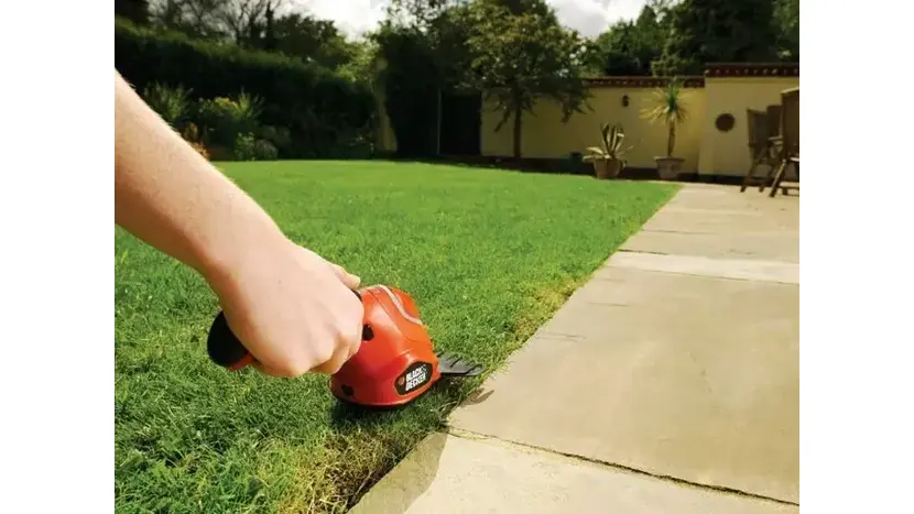 Кусторез-ножницы аккумуляторные BLACK+DECKER GSL700 с АКБ и ЗП, фото фото 3