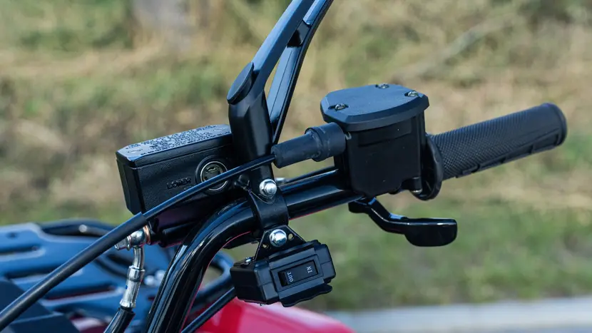 Квадроцикл MIKILON ATV300 (u78) Червоний фото 10 купити в Україні