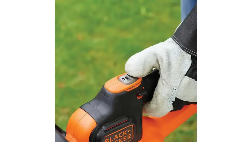 Кущоріз акумуляторний BLACK+DECKER GTC18502PC-QW з АКБ фото 4 купити в Україні