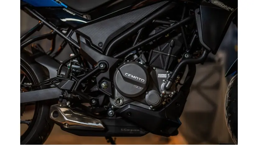 Мотоцикл CFMOTO 250NK LITE фото 10 купити в Україні