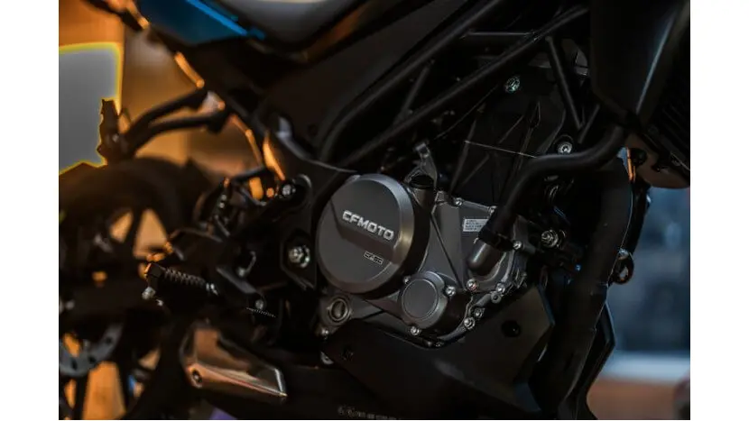 Мотоцикл CFMOTO 250NK LITE фото 11 купити в Україні