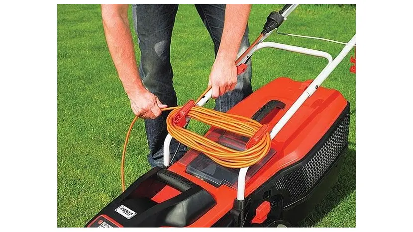 Газонокосарка Black&Decker EMAX 42i фото 4 купити в Україні