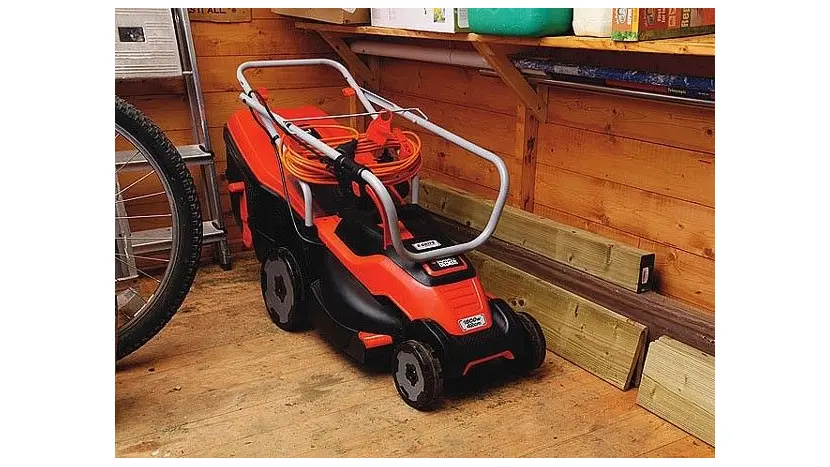 Газонокосарка Black&Decker EMAX 42i фото 5 купити в Україні