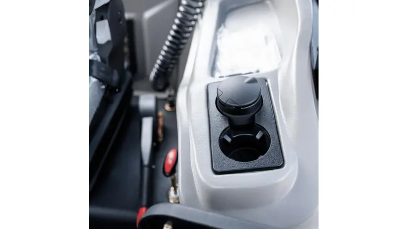 Трактор СКАУТ TD-1104C з кондиціонером фото 9 купити в Україні