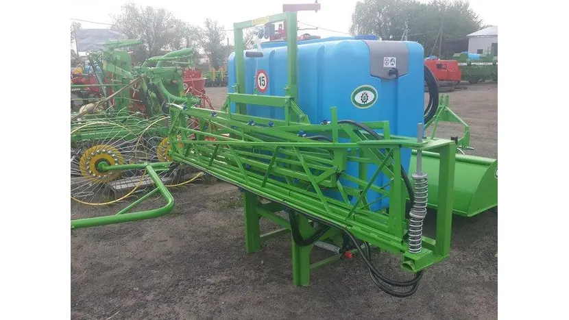 Оприскувач навісний Bomet 800л 16м фото 2 купити в Україні