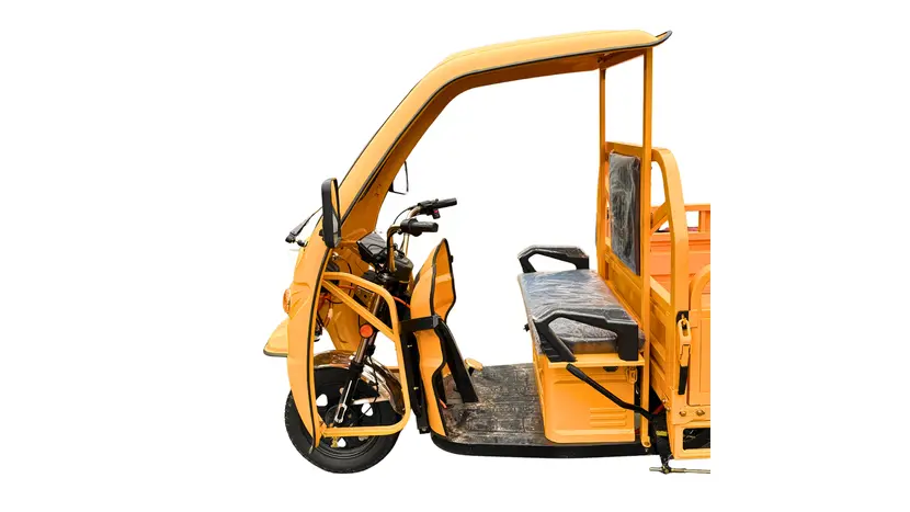 Кабіна для електротрицикла вантажного DOZER Mod 2 фото 3 купити в Україні