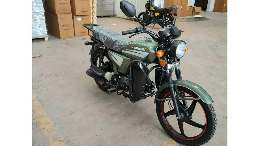 Мотоцикл Spark SP125C-2CFO (2026) (зелений з білим) фото 3 купити в Україні